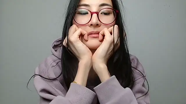 Newfrommacau - live your life and find your wife