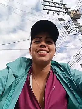 _andrea30 - A finger in the ass