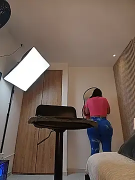 Lola__sweetx - Finger in Ass