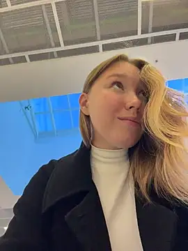 -NaughtyAngel- - RISKY massge boobs in public+AHEGAO