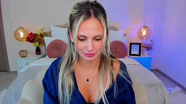 MissLoou - caress my pussy and feed me from your ha