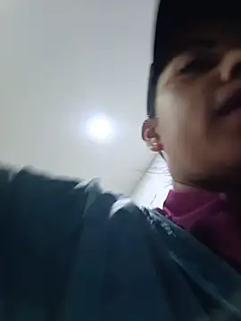_andrea30 - A finger in the ass