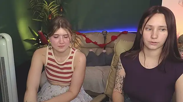 HotCaramellsTV - MASSAGE TITS +:gift:4LT
