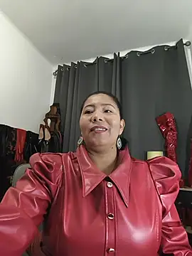 LeizaMagnus - lick my boots with spit