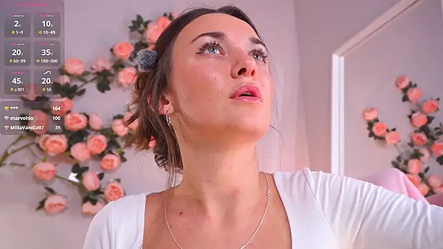 YayMaya - striptease hot