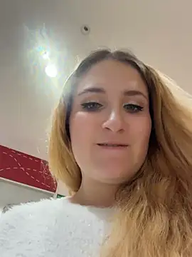 AdelRich - Show nacked pussy in cafe