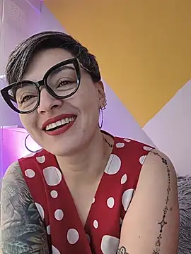 Kat_paradise - Oiled Ass