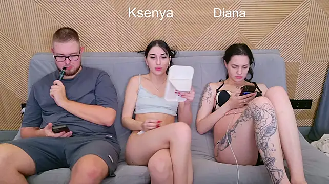 Ksenny - threesome sex + creampie