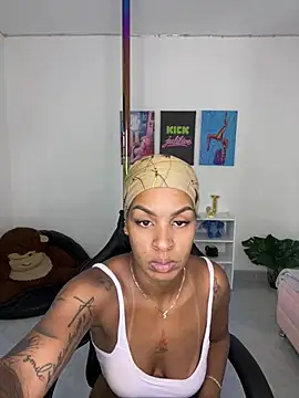 Julixxx22 - without the pants