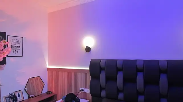 Siouxsie_cenobite - (∩^o^)⊃━☆ Naked + squirt (2 min control)