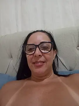 Regina475 - pussy full of cum