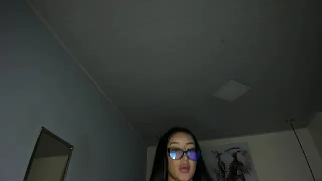Ayshel__ - scissor position