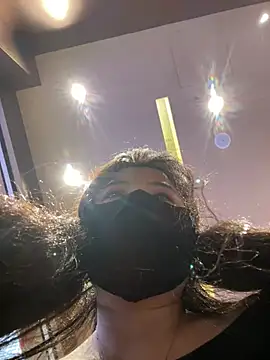 Xiao-mo520 - 美导老师下班兼，咖啡厅偷玩小刺激，超敏感体质容易失控，完成目标指定脱一件5分钟
