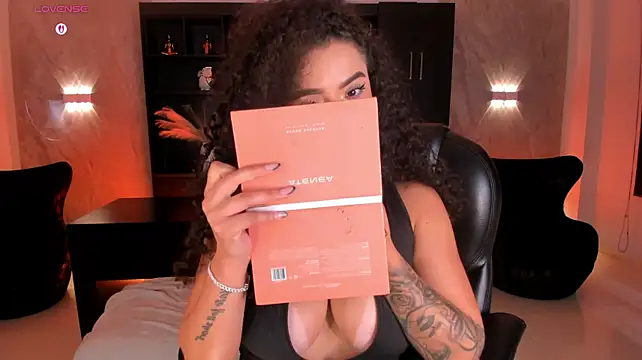 KylieJenkins - Make me wet