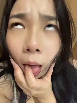 Luna-girl - 搭讪男人在他面前自慰勾引他
