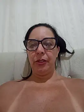 Regina475 - pussy full of cum