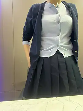 YaYa-168 - 新号开播，收藏到五万，公开私秀。。。