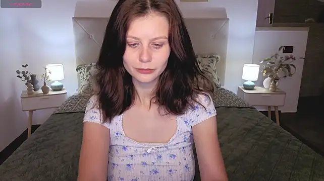 Little-blush - show my tits