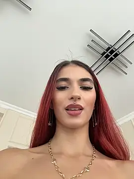 VixenRosse - Teasing the wet spot 😈