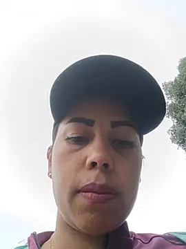 _andrea30 - A finger in the ass