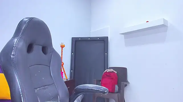 Hadde_multisquirt - show feett