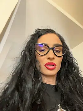 FeetVibe - 👠 Walk All Over Your Attention