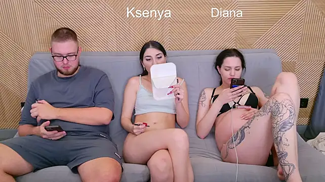 Ksenny - threesome sex + creampie