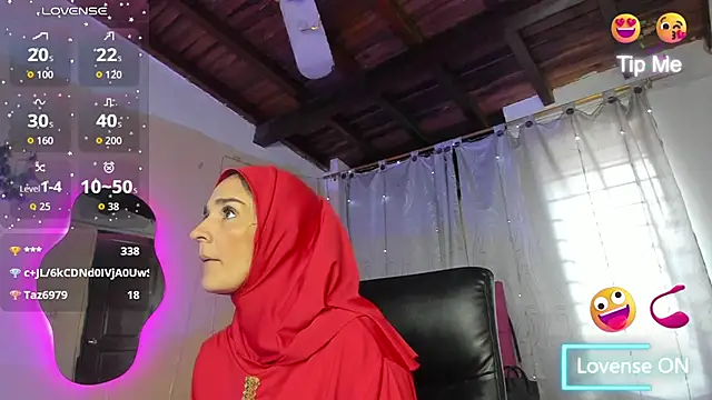 AmiraSaadi - SPANK ASS X5 ❤