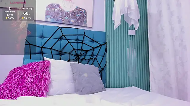 Dianita_bitch - naked and drooling