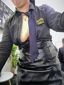 Suzy-111 - 🥵2 fingers in pussy+LT 2min control🥵