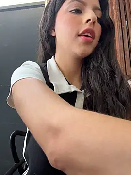 Natalia-acosta - FUCK MY PUSSY UNDERTABLE + FLASH TITS💦