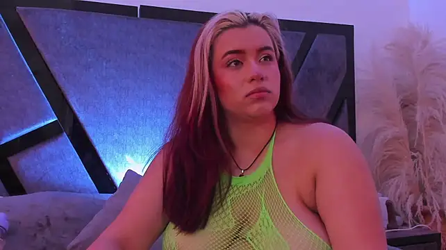 JeanneWilliams - Doggy style + spans ass 💢