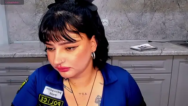 NikkiSummer - flash tits