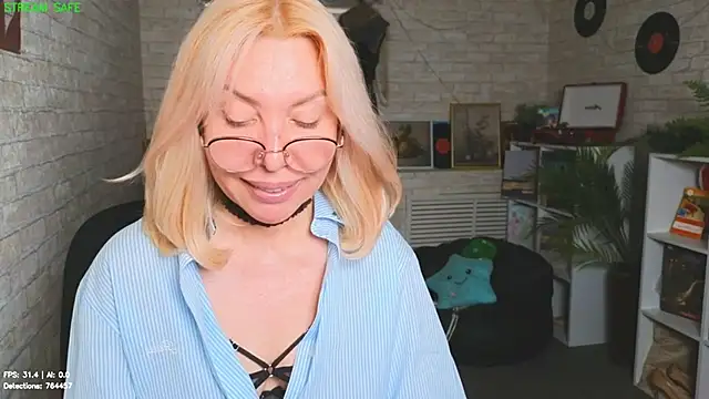 Wendy_Waves