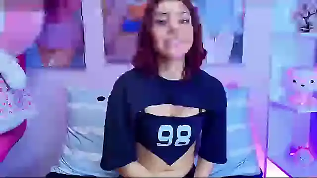 Aleja_frox - sucking sexy fingers with loud moans 🥵