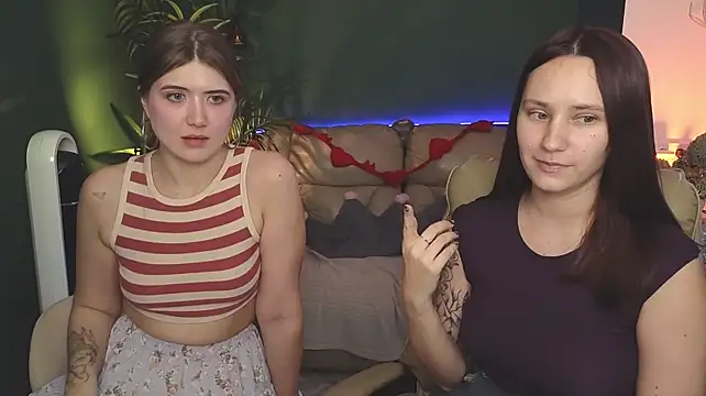 HotCaramellsTV - MASSAGE TITS +:gift:4LT