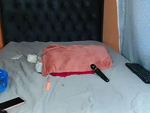 Lascivious_Bitch - Finger Pussy and Squirt