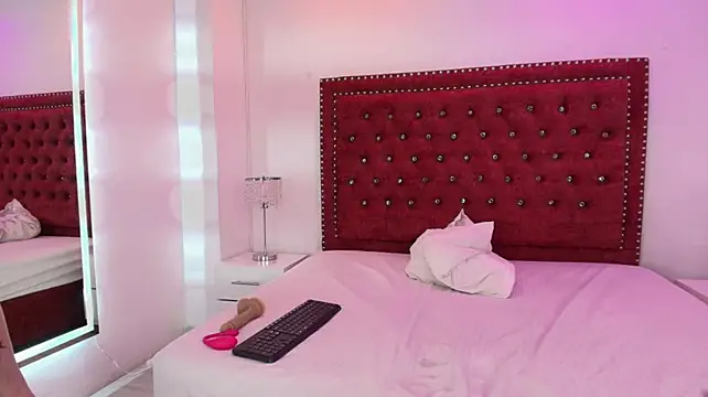Daphne_glas - TWERK HARD 😈🤭💦