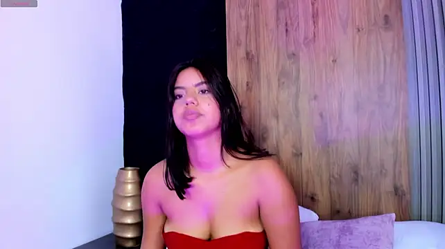 Cayetana_hatman - NAKED AND PLAYING WITH HER PUSSY