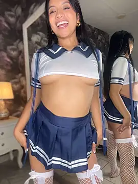 NairaWestbrookX - 🧊 OIL AND ICE SHOW.. SHINY AND WET! 🧊