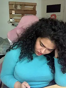 Curvydesifromgermany - Oil on tits