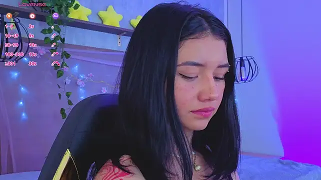 April_bennett - Tits out x3min ♥