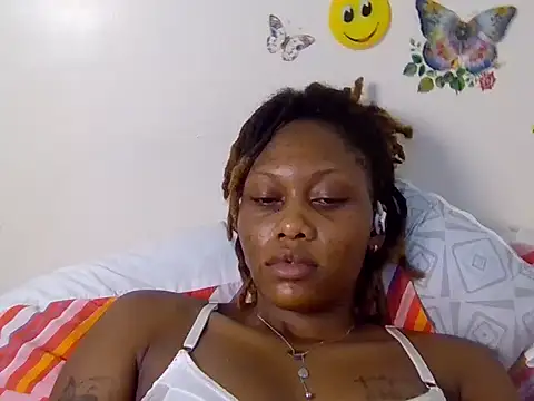 Missprettydoll - show feet