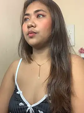 YaraSmith - finger my pussy💦💦