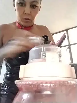 Juliet_Nasty - Ass and tits show
