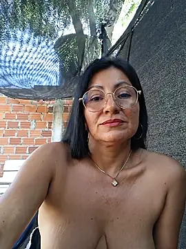 Maturexxxnaughty - A stranger grabs my pussy on the street.