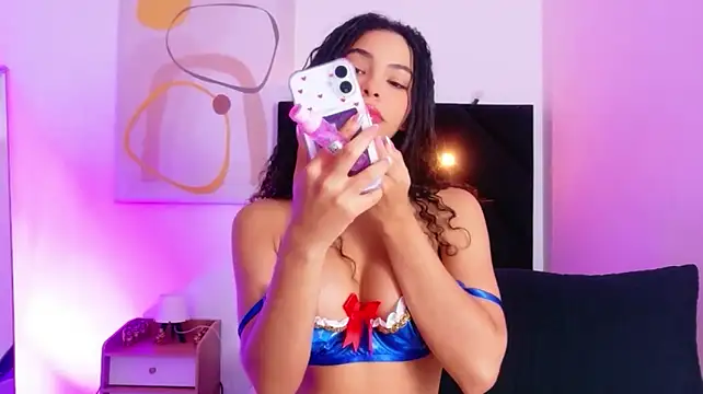 Littleebonny - DILDO PLAY 🍆