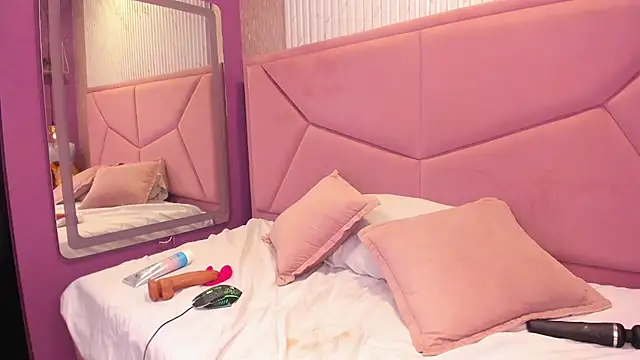 Katalina_san - Doggy style and spank me