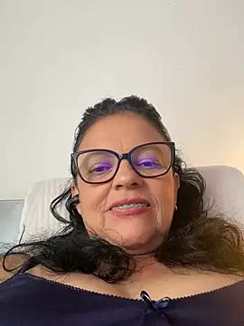 Sharongirl07 - Big squir and Finger