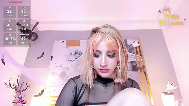 AlannaViera - FLASH TIGHT PUSSY🖤